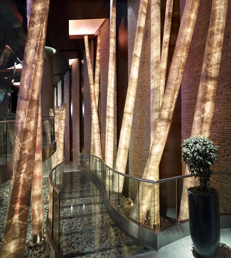 Hyatt Regency Mumbai International Airport Hotel Luaran gambar The interior of the hotel