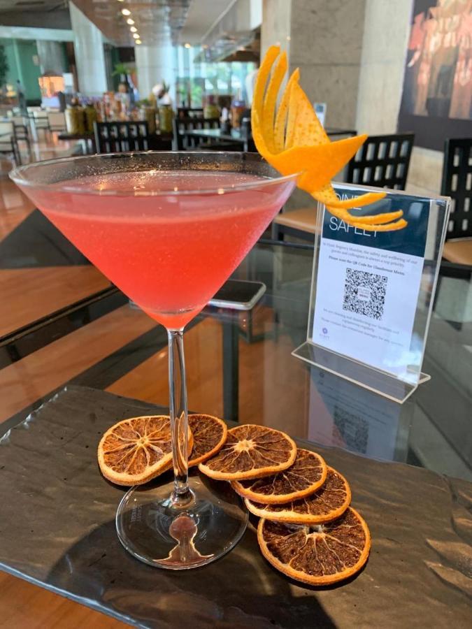 Hyatt Regency Mumbai International Airport Hotel Luaran gambar A cosmopolitan