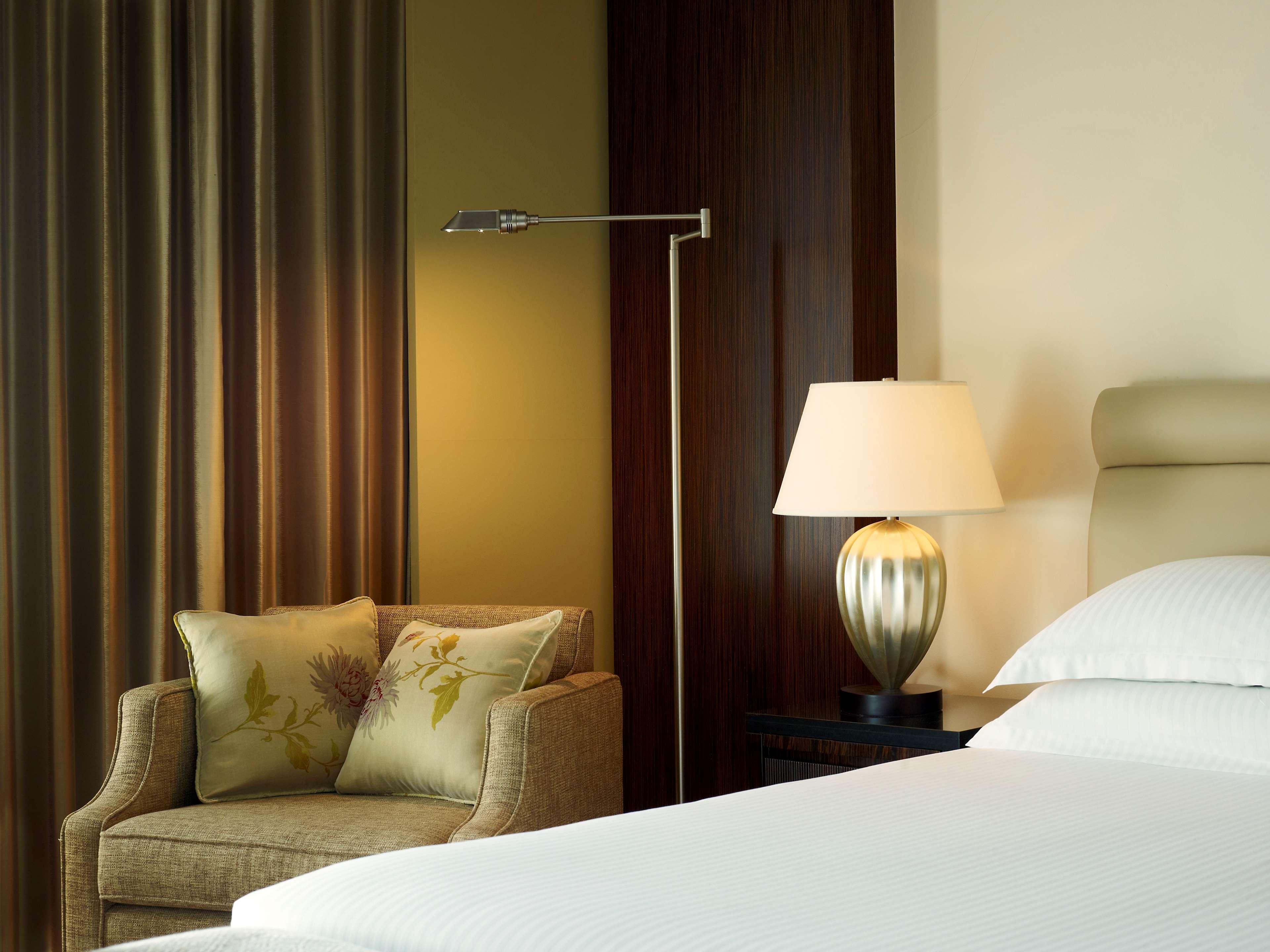 Hyatt Regency Mumbai International Airport Hotel Luaran gambar A room at the hotel