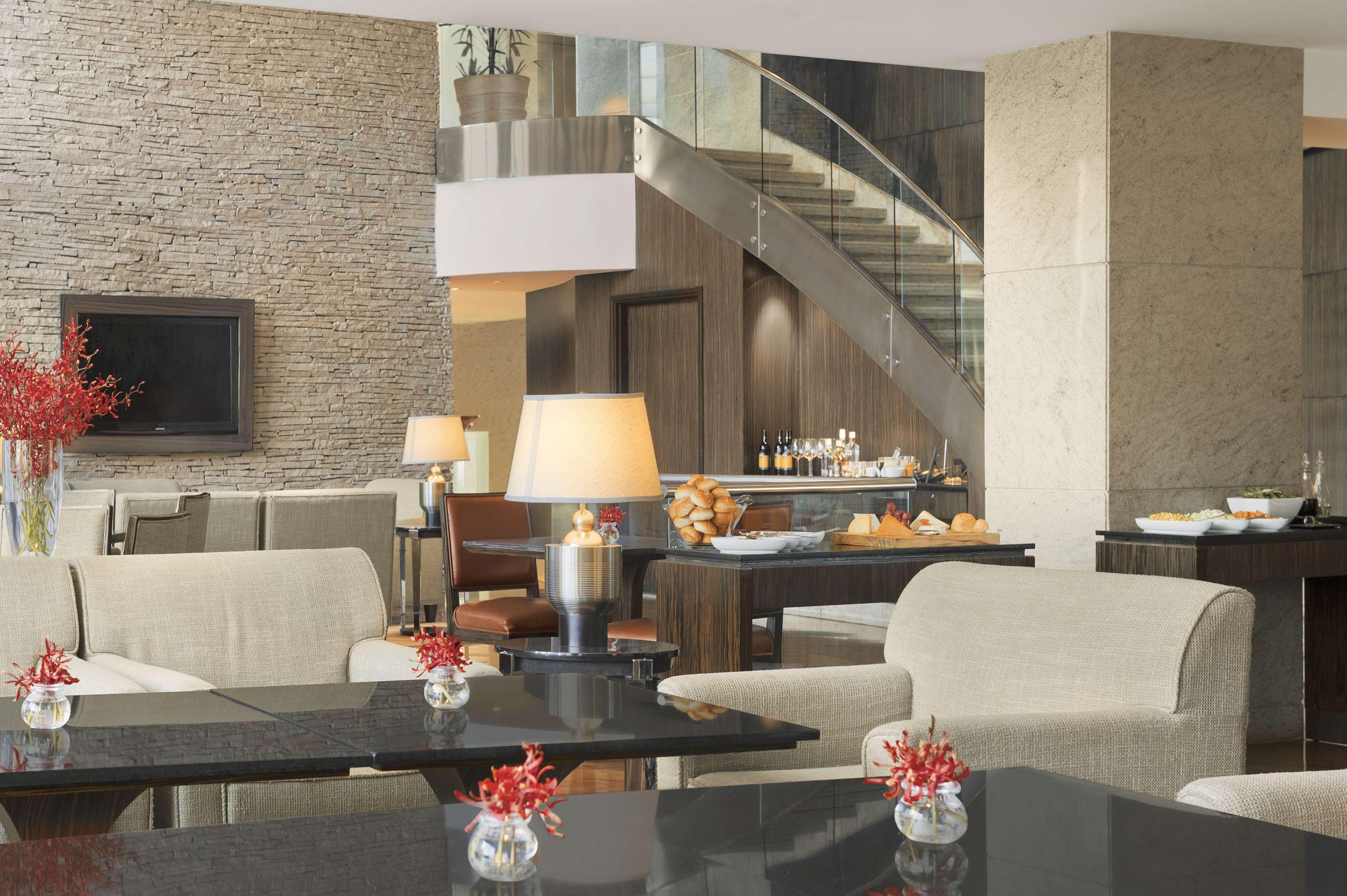 Hyatt Regency Mumbai International Airport Hotel Luaran gambar The lobby