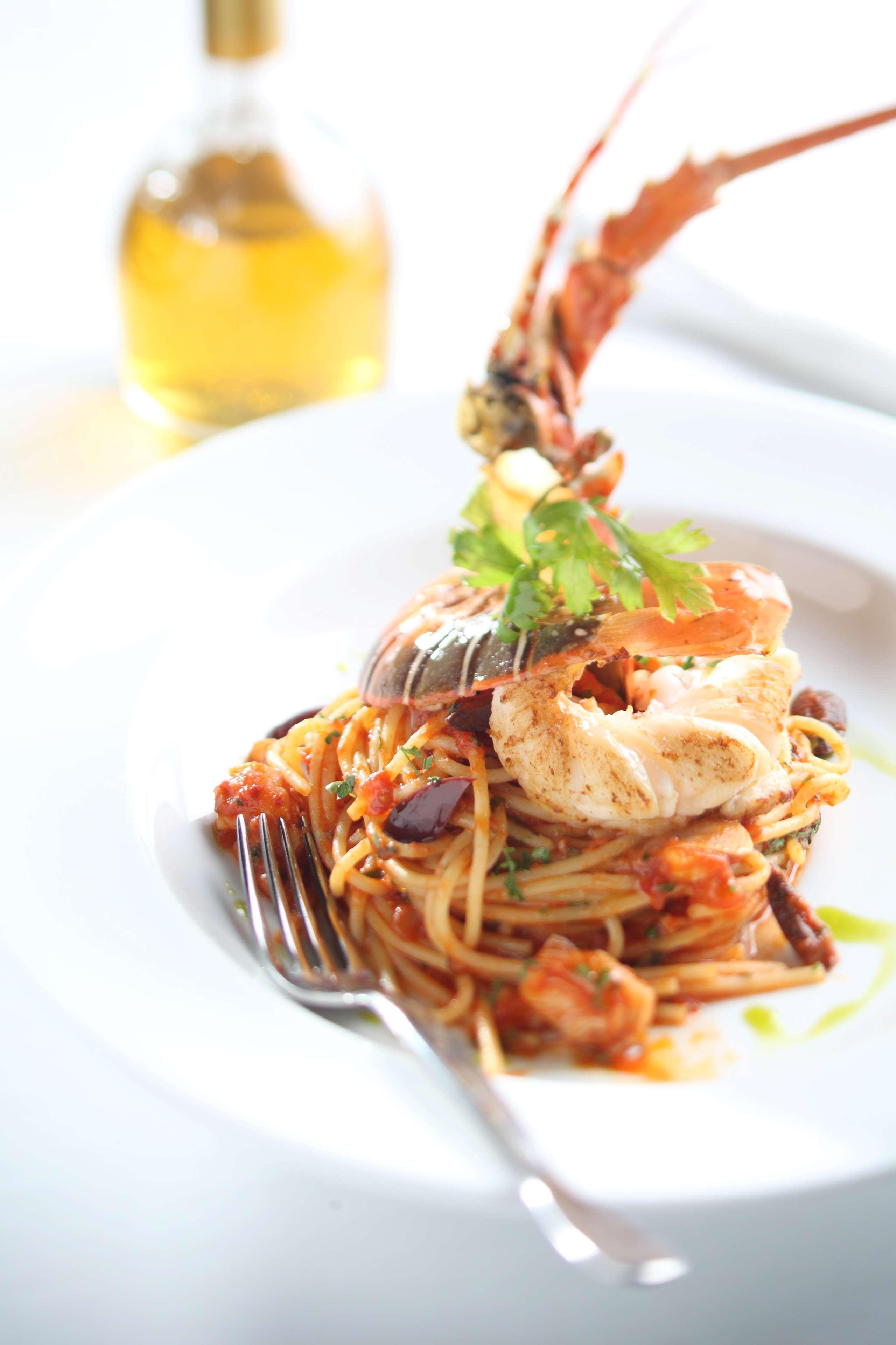 Hyatt Regency Mumbai International Airport Hotel Luaran gambar Spaghetti alla vodka