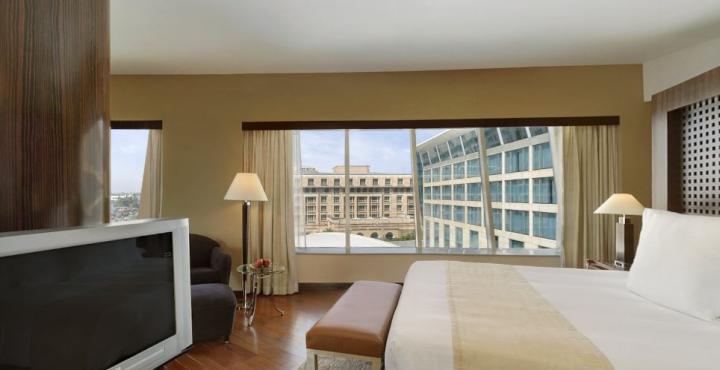 Hyatt Regency Mumbai International Airport Hotel Luaran gambar A room at the hotel